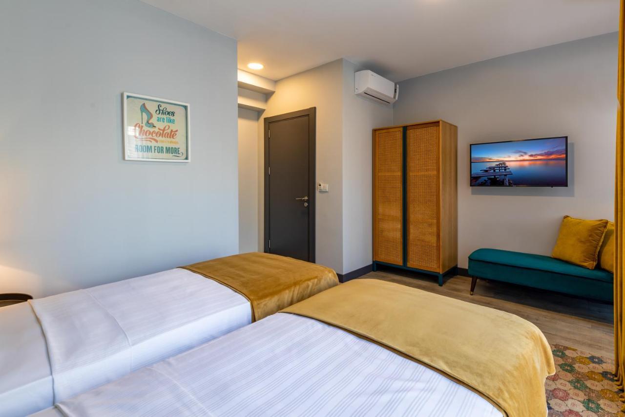 Green Parrot Otel 2*